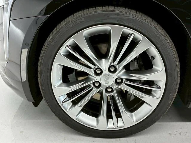 Cadillac CT6 19