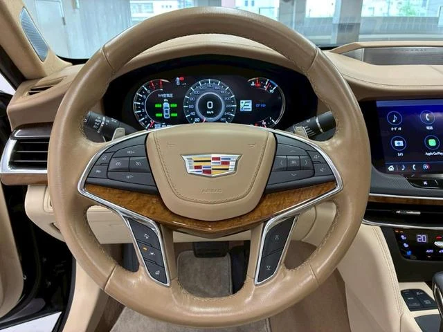 Cadillac CT6 31