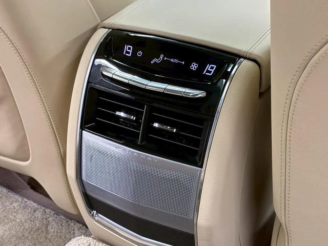 Cadillac CT6 56