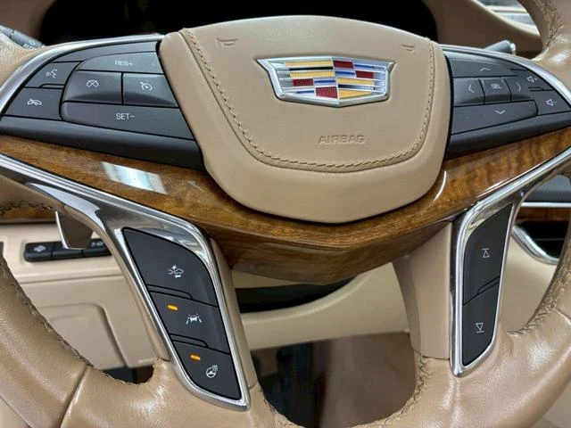 Cadillac CT6 32