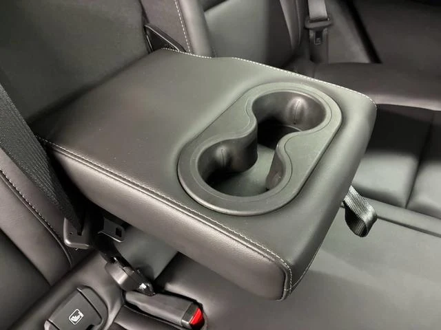 Cadillac XT4 56