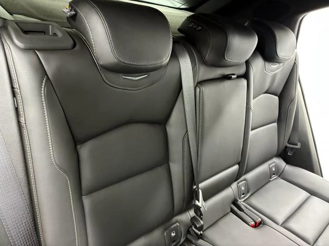 Cadillac XT4 55