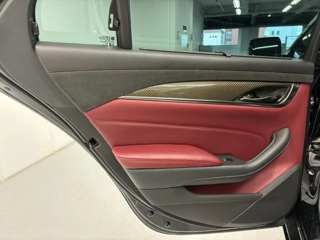 Cadillac CTS 57