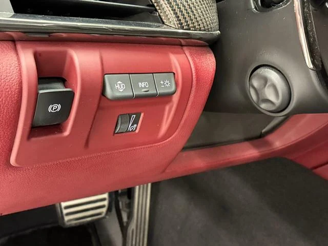 Cadillac CTS 31