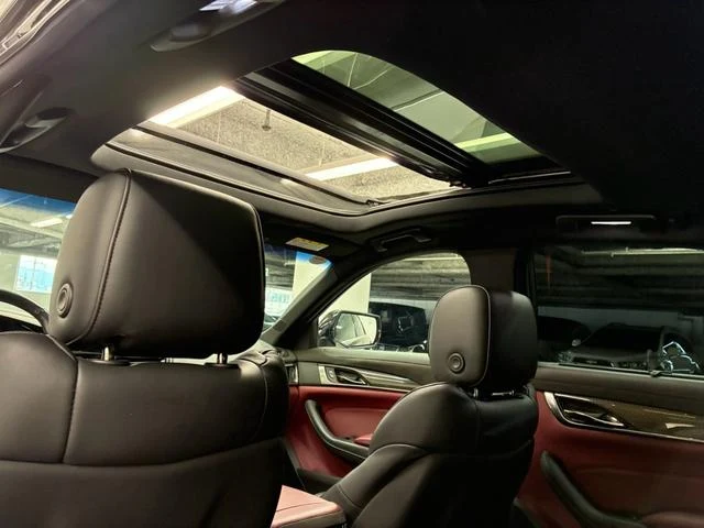 Cadillac CTS 2