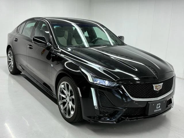 Cadillac CT5 8