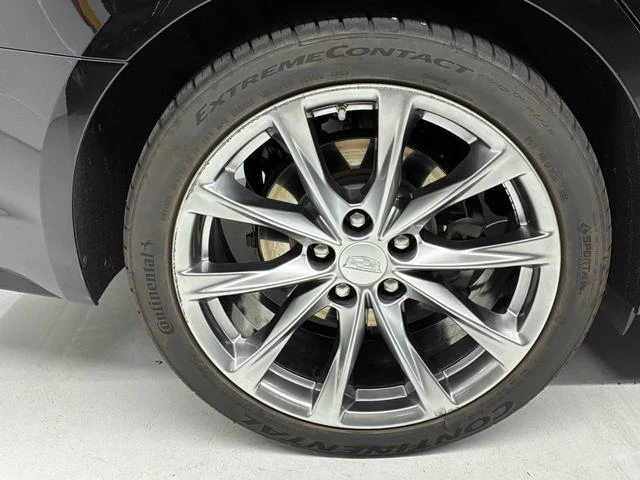 Cadillac CT5 11