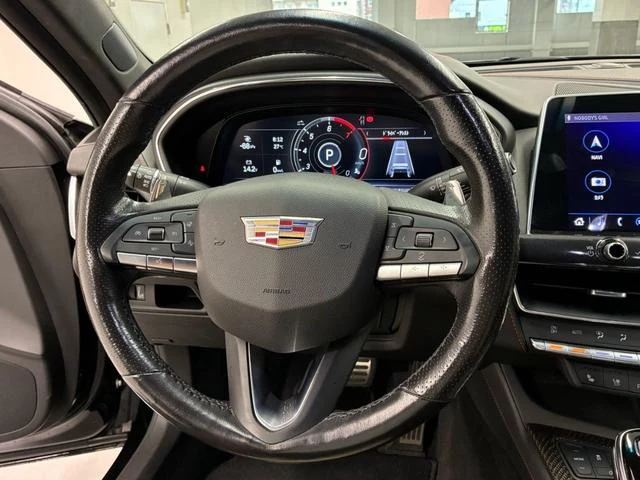 Cadillac CT5 28