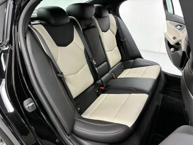 Cadillac CT5 6
