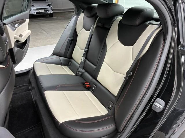 Cadillac CT5 54