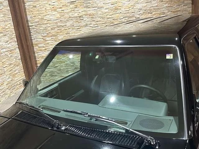 GMC TYPHOON 8