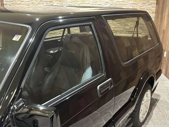 GMC TYPHOON 9
