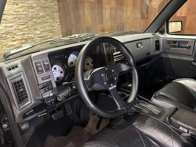 GMC TYPHOON 21