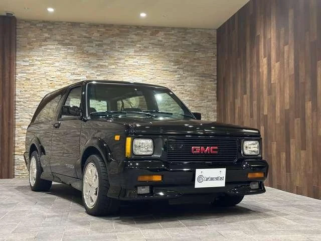 GMC TYPHOON 5