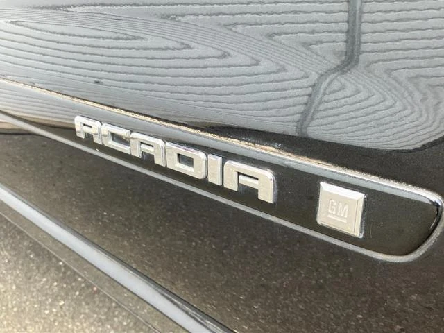 GMC ACADIA 12