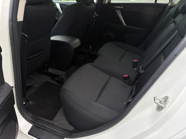 Mazda AXELA 34