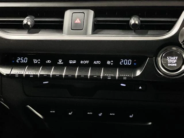 Lexus UX 35