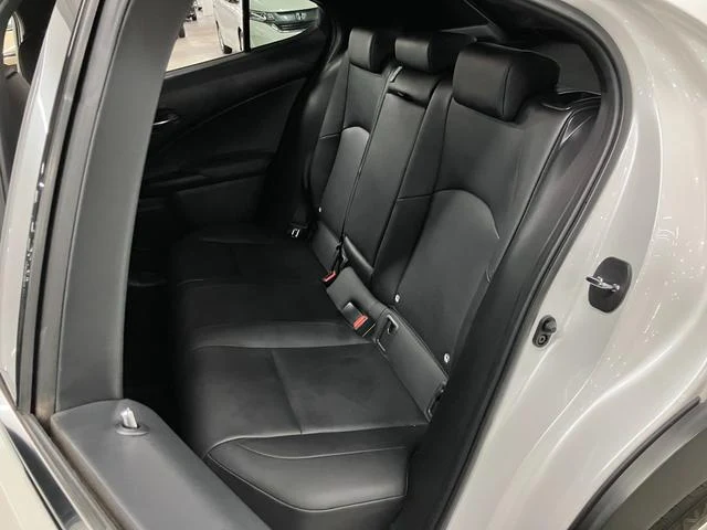 Lexus UX 23
