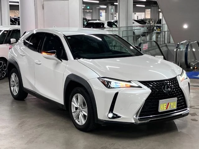 Lexus UX 4
