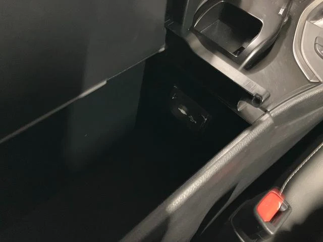 Lexus UX 38