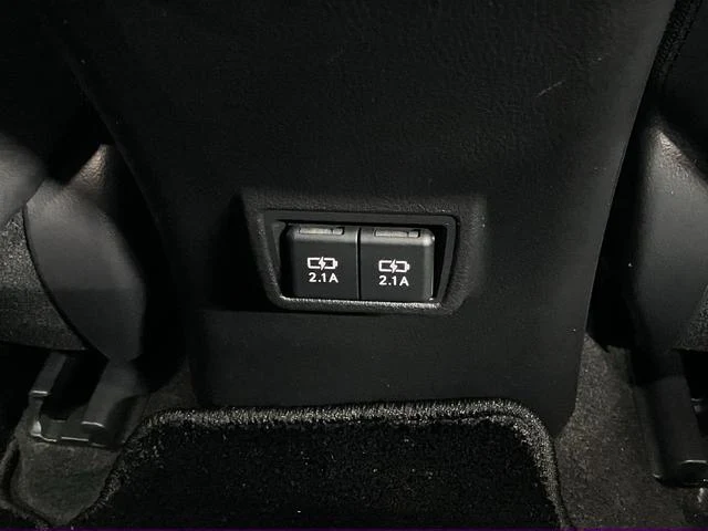 Lexus UX 53