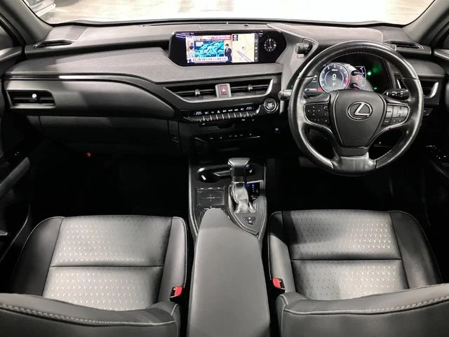 Lexus UX 3