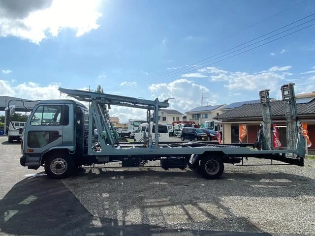 Nissan Diesel CONDOR 17