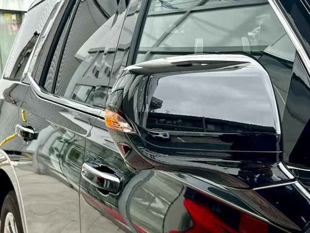 Cadillac ESCALADE 15