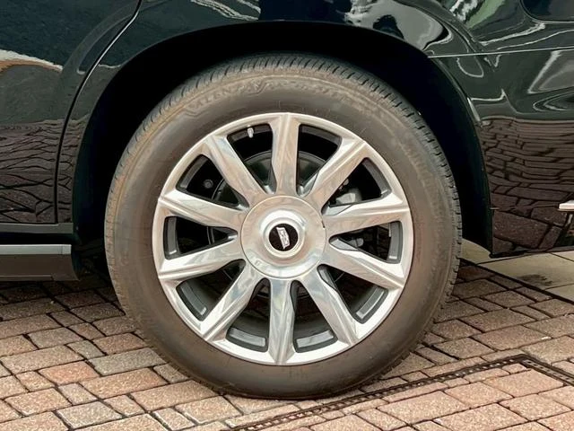 Cadillac ESCALADE 10