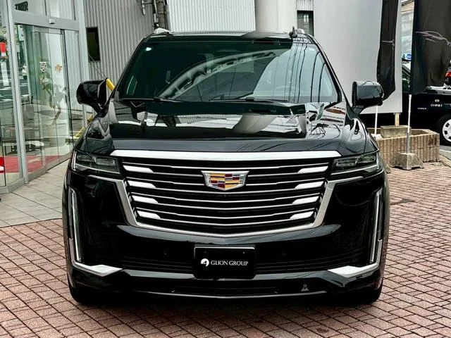 Cadillac ESCALADE 2