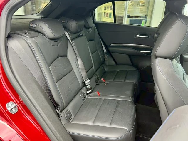 Cadillac XT4 23