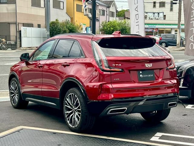 Cadillac XT4 50