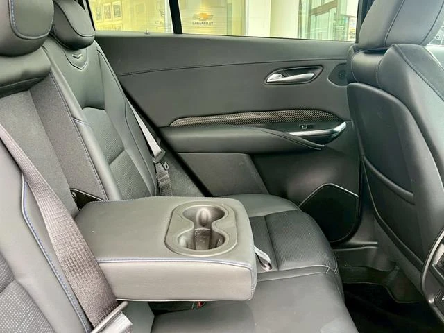 Cadillac XT4 24