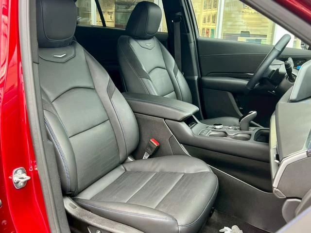 Cadillac XT4 22