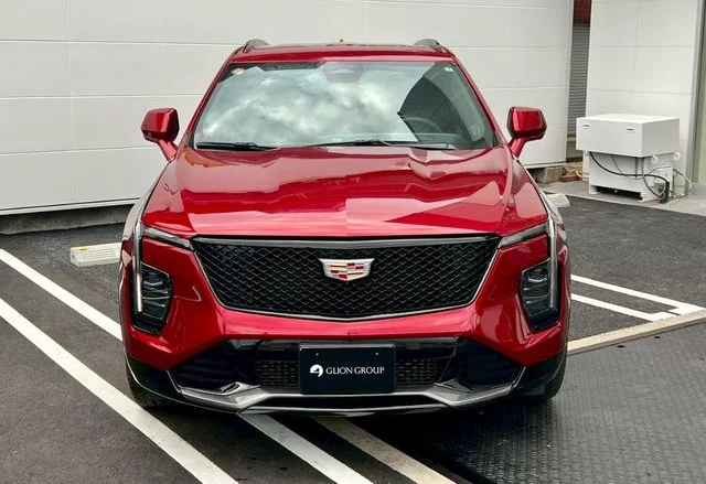 Cadillac XT4 2