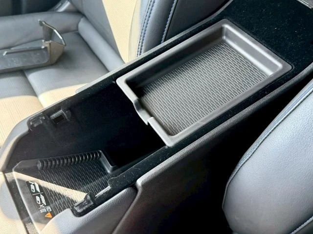 Cadillac XT4 50