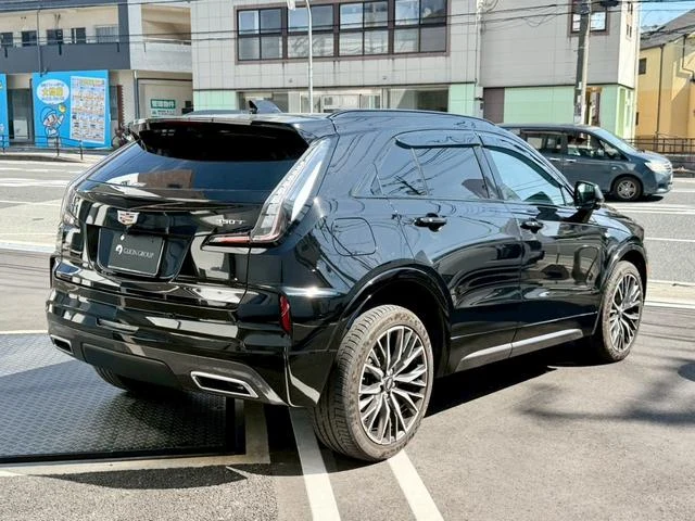 Cadillac XT4 57