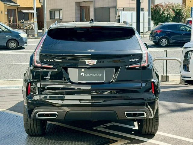 Cadillac XT4 7