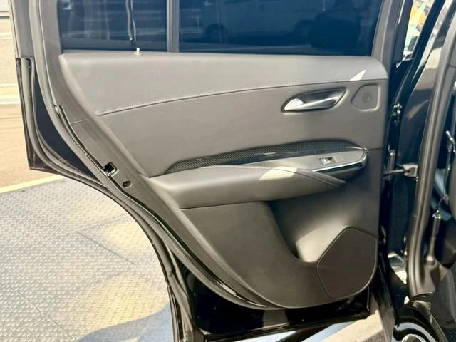 Cadillac XT4 42