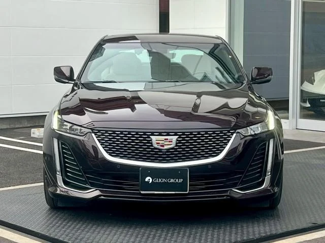 Cadillac CT5 3