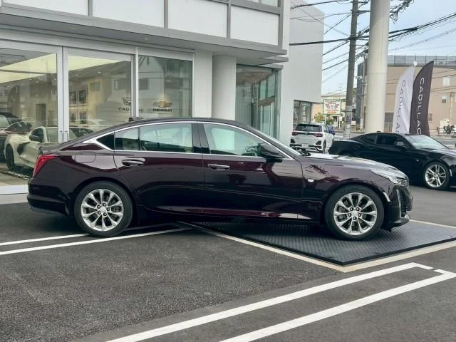 Cadillac CT5 6