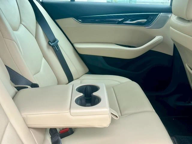Cadillac CT5 41