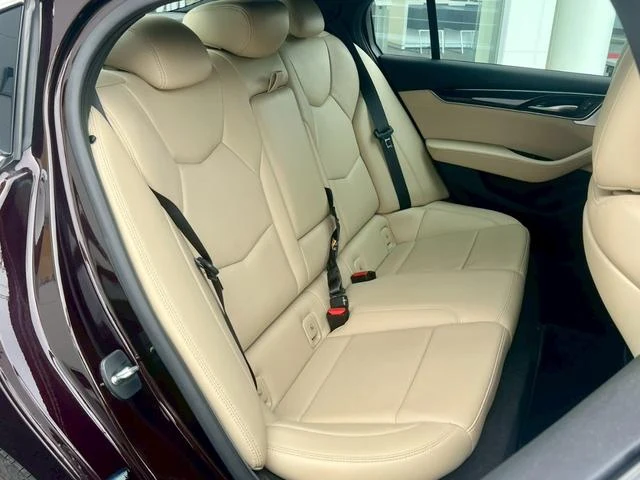 Cadillac CT5 24