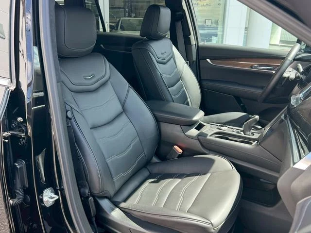 Cadillac XT6 23