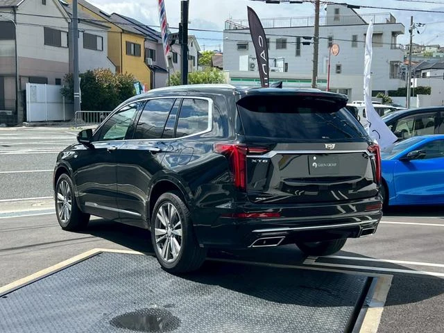 Cadillac XT6 10