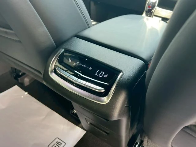 Cadillac XT6 27