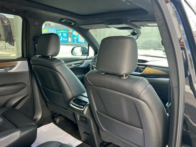Cadillac XT6 26