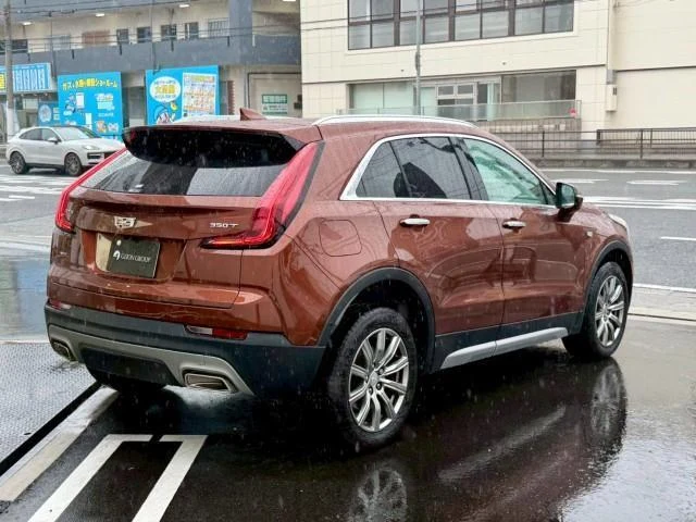 Cadillac XT4 2