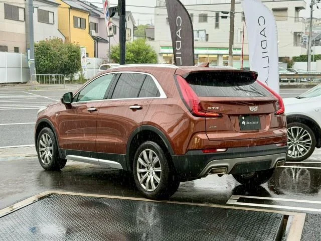 Cadillac XT4 11