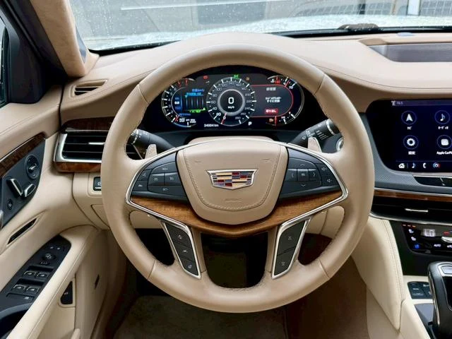 Cadillac CT6 40